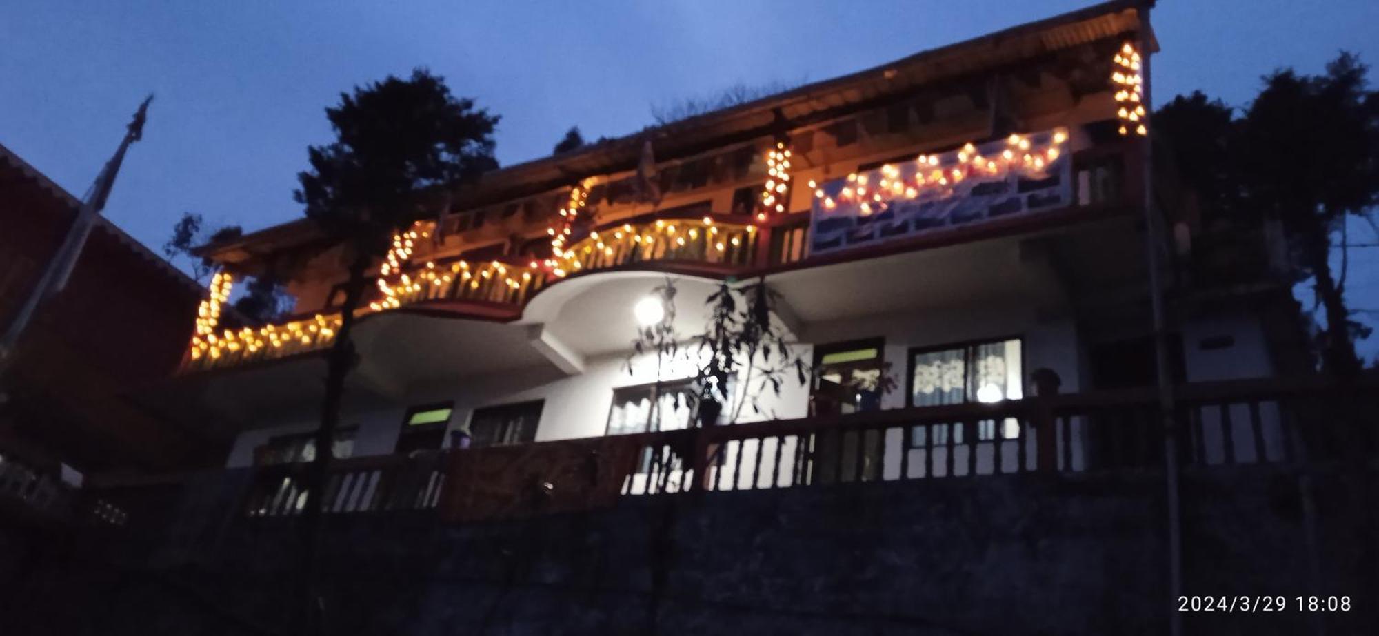 Lama Homestay Дарджилинг Екстериор снимка